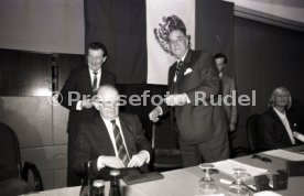 16.10.85 Vorstellung WM M&uuml;nzen 1986 und Prominentenspiel