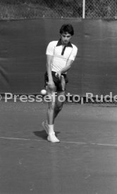 10.05.78 VfB Stuttgart Hansi M&uuml;ller Tennis