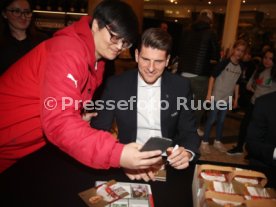 VFB Stuttgart Autogrammstunde