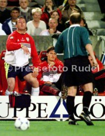 VfB Stuttgart-FC Bayern M&uuml;nchen 0:2 v.l. Franz Wohlfahrt, Alexander Blessin, Georg Dardenne Foto Rudel