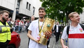 25.05.25 VfB Stuttgart Feier und Autokorso DFB-Pokal Sieg Stuttgart Schlossplatz