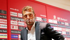 VfB Stuttgart PK Vorstellung Trainer Weinzierl