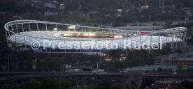 Mercedes-Benz-Arena Stuttgart, Stadion, Flutlicht, Geisterspiel, Corona.
