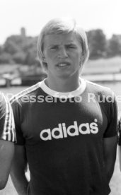 14.07.75 TSV 1860 M&uuml;nchen Fototermin 1975/1976