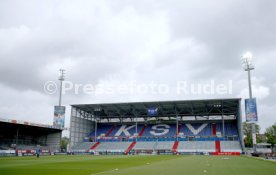 Fu?ball  2.Bundesliga Holstein Kiel vs. VfB Stuttgart