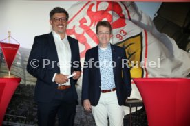 24.06.21 VfB Stuttgart Roter Tisch