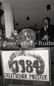 26.05.1984 VfB Stuttgart Meisterschaft 1984 Empfang Rathaus