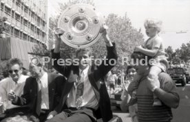 17.05.1992 VfB Stuttgart Meisterschaft Autokorso