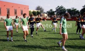 01.06.86 DFB Training Galindo