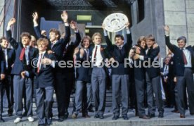 26.05.1984 VfB Stuttgart Meisterschaft 1984 Empfang Rathaus
