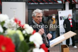 27.01.22 VfB Stuttgart Kranzniederlegung 18. Erinnerungstag