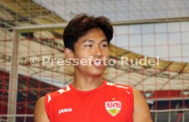 26.07.23 VfB Stuttgart Jeong