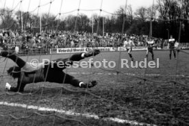 19.03.83 Stuttgarter Kickers - TuS Schlo&szlig; Neuhaus