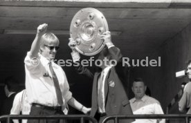 17.05.1992 VfB Stuttgart Meisterschaft Empfang im Stadion