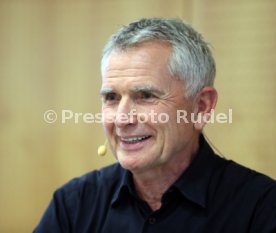 VfB Stuttgart Wolfgang Dietrich