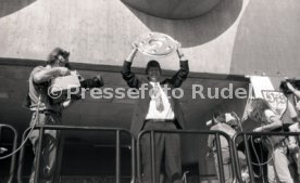 17.05.1992 VfB Stuttgart Meisterschaft Empfang im Stadion