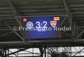 Fu&szlig;ball  2.Bundesliga Holstein Kiel vs. VfB Stuttgart