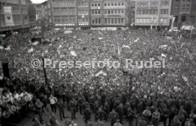 26.05.1984 VfB Stuttgart Meisterschaft 1984 Empfang Rathaus