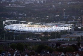 Mercedes-Benz-Arena Stuttgart, Stadion, Flutlicht, Geisterspiel, Corona.