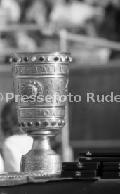 03.05.86 DFB-Pokal Finale FC Bayern M&uuml;nchen - VfB Stuttgart