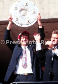 17.05.1992 VfB Stuttgart Meisterschaft Empfang im Stadion