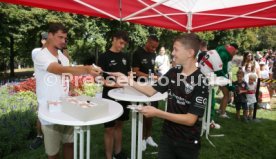 21.08.22 VfB Stuttgart Fritzle 30. Geburtstag Wilhelma