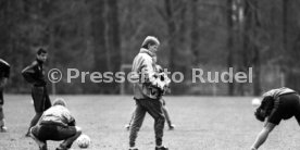 01.03.94 Stuttgarter Kickers Training
