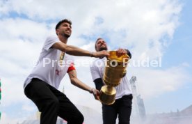 25.05.25 VfB Stuttgart Feier und Autokorso DFB-Pokal Sieg Stuttgart Schlossplatz