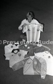 27.02.89 VfB Stuttgart J&uuml;rgen Klinsmann