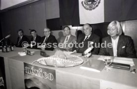 16.10.85 Vorstellung WM M&uuml;nzen 1986 und Prominentenspiel