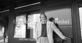 02.04.90 VfB Stuttgart Dieter Hoene&szlig;