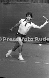 10.05.78 VfB Stuttgart Hansi M&uuml;ller Tennis