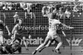 23.04.88 VfB Stuttgart - Bayer 05 Uerdingen