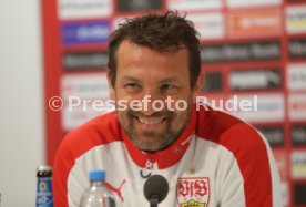 VfB Stuttgart Pressekonferenz Markus Weinzierl
