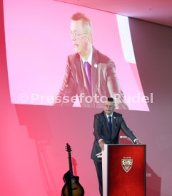 Sonderaustellung 125 Jahre VfB Stuttgart Mercedes-Benz Museum Feierstunde