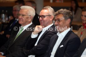 26.07.23 VfB Stuttgart PK Stiftung Brustring der Herzen
