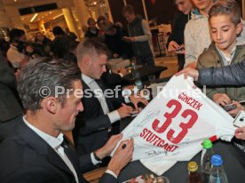 VfB Stuttgart Autogrammstunde Breuninger