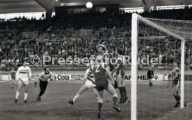 VfB Stuttgart - SSV Jahn Regensburg
