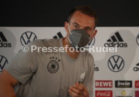 30.08.21 PK DFB Nationalmannschaft Stuttgart
