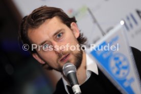 Stuttgarter Kickers Pressekonferenz Vorstellung Neuer Trainer