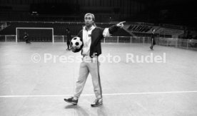 18.01.87 Stuttgarter Kickers Training Schleyer-Halle