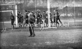 04.03.75 VfB Stuttgart Training