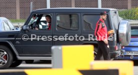 VfB Stuttgart Abflug Kurztrainingslager Mallorca am Flughafen Stuttgart