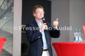 24.06.21 VfB Stuttgart Roter Tisch