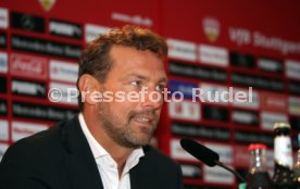 VfB Stuttgart PK Vorstellung Trainer Weinzierl
