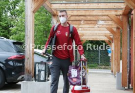 12.05.21 VfB Stuttgart Ankunft Spieler Quarant&auml;ne Trainingslager Wald-Hotel Stuttgart